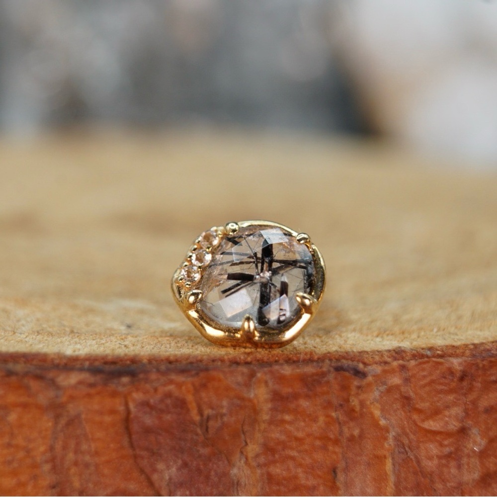 ‘Vision’ solid 14k gold threadless end by Buddha organics